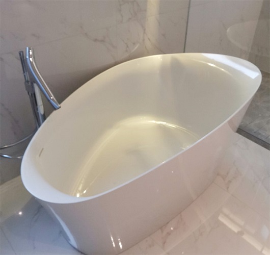 K-8331T-0<br> Veil  165cm 綺美石浴缸<br>門市有展示,不含圖片龍頭  |浴缸|KOHLER|獨立式浴缸